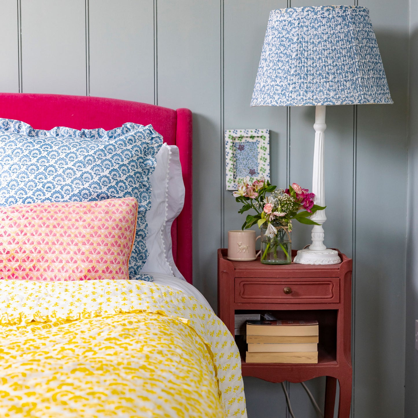 Lumbar hand block piped trim cushion - Annie