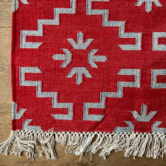 Arrti Indian Cotton Handmade Rug - Sparkle Red